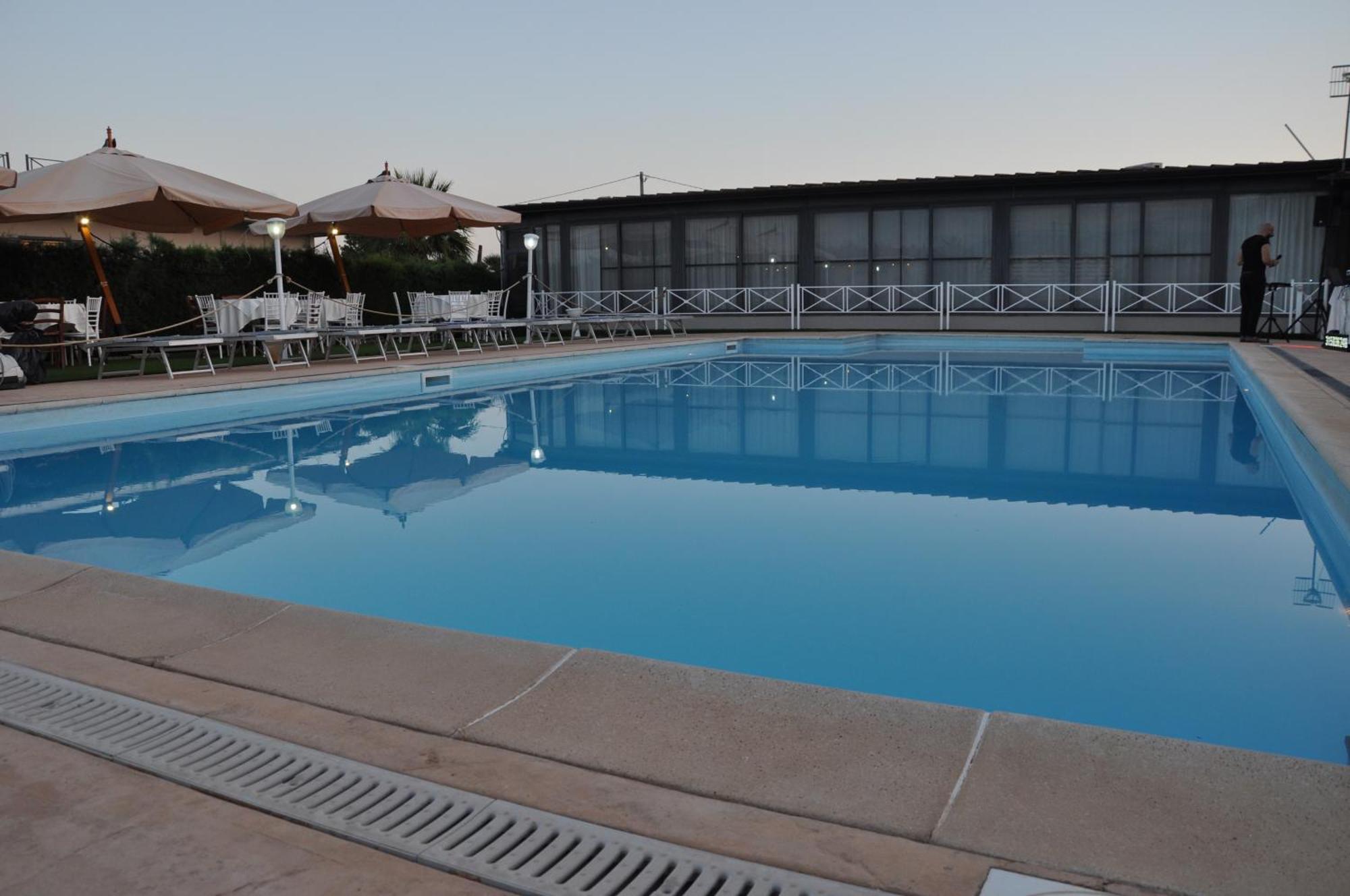 チェッロレ Agriturismo Borgo Baldassarreヴィラ エクステリア 写真