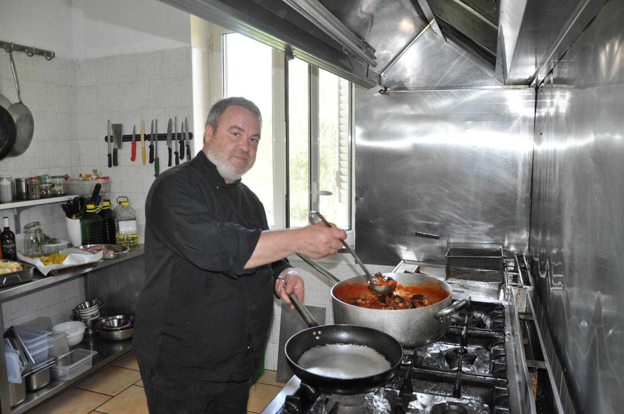 チェッロレ Agriturismo Borgo Baldassarreヴィラ エクステリア 写真